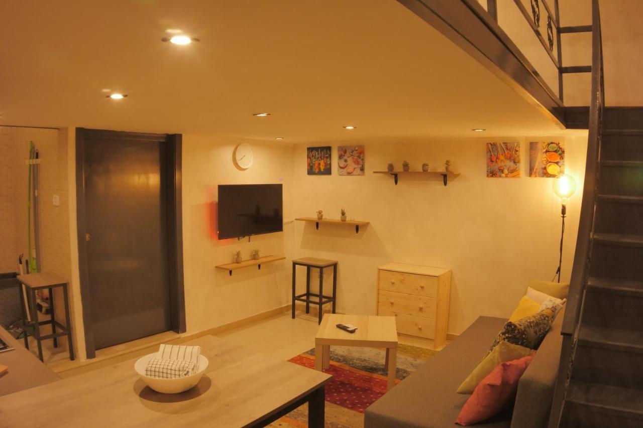 Apartment Casina A Pizzofalcone 93 Naples